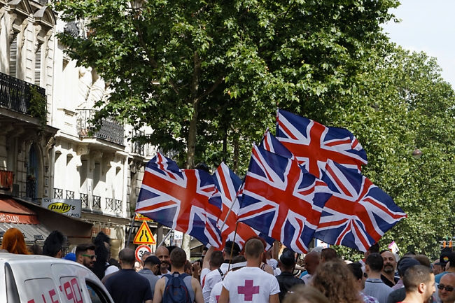 Gay pride Paris JUN13-181